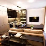 In & Park House Apartman *