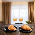 In & Park House Apartment *