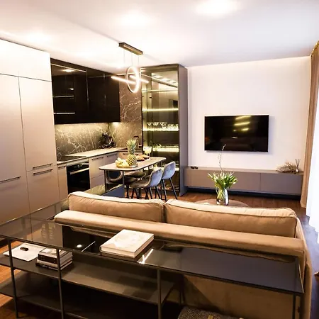In & Park House Apartment *